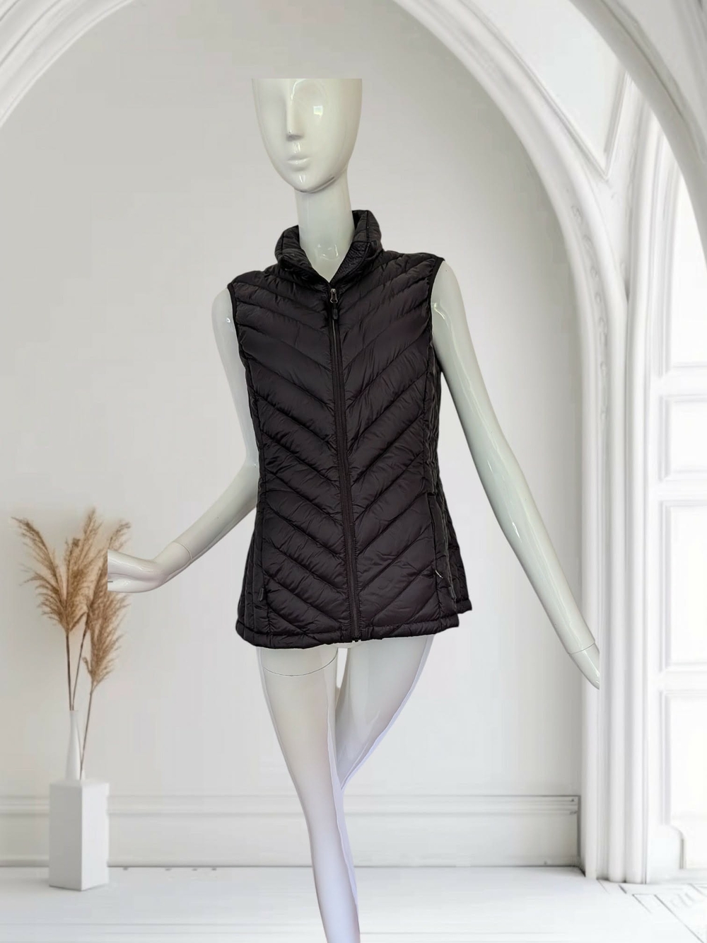 32 Degrees Black Quilted Hooded Puffer Vest